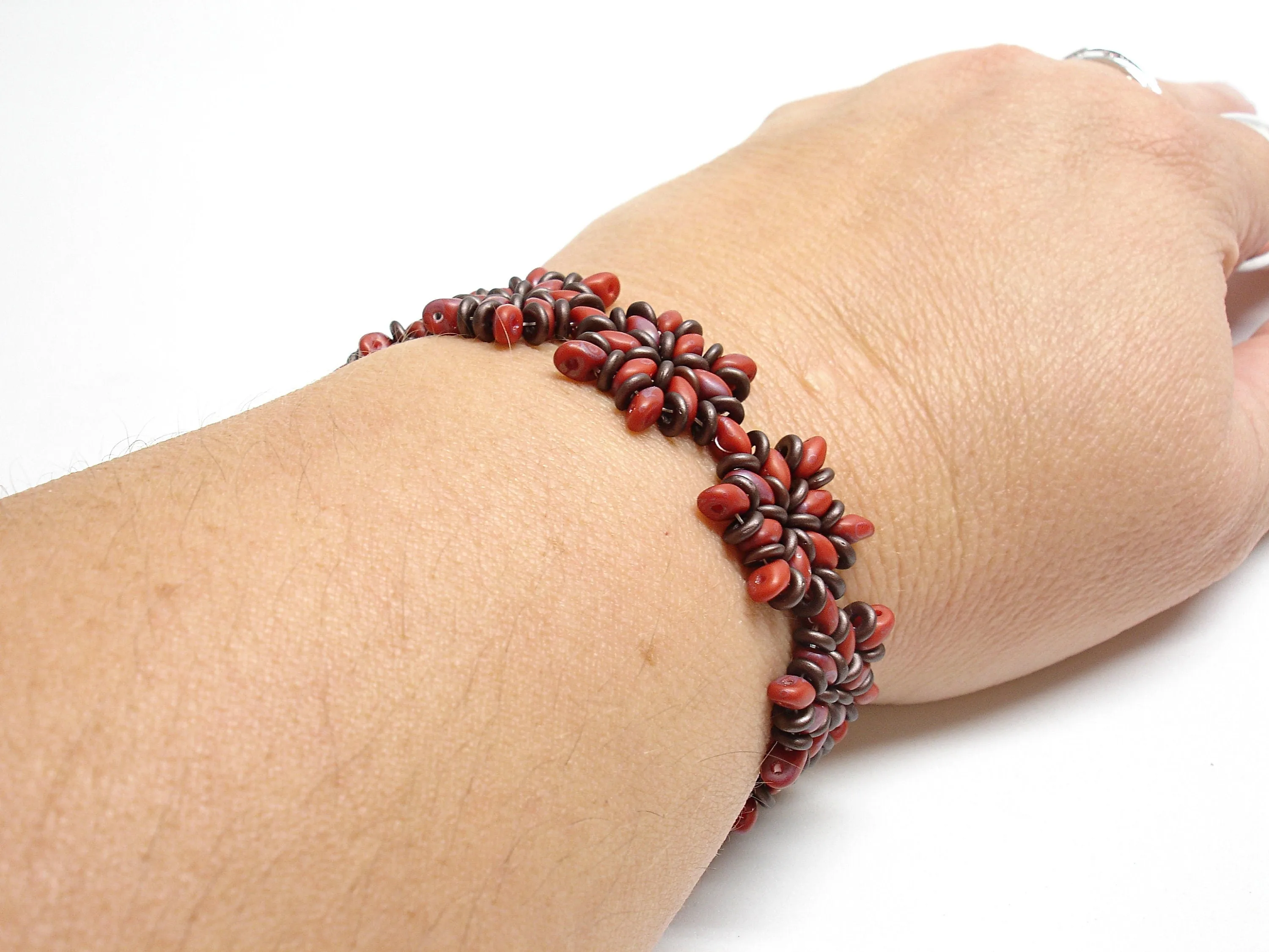 Beaded bracelet for women. Brown and red superduo bracelet. Every day jewelry