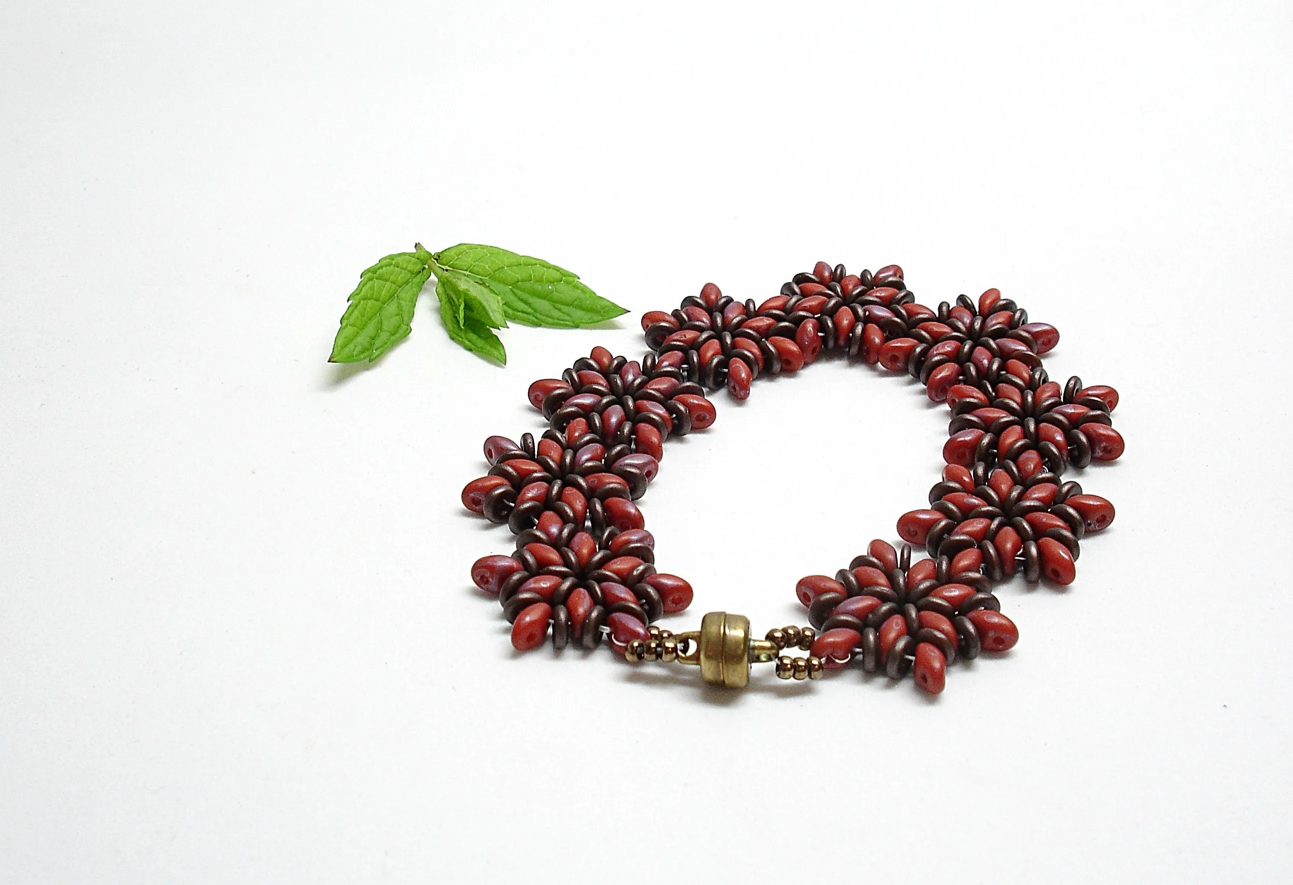 Beaded bracelet for women. Brown and red superduo bracelet. Every day jewelry