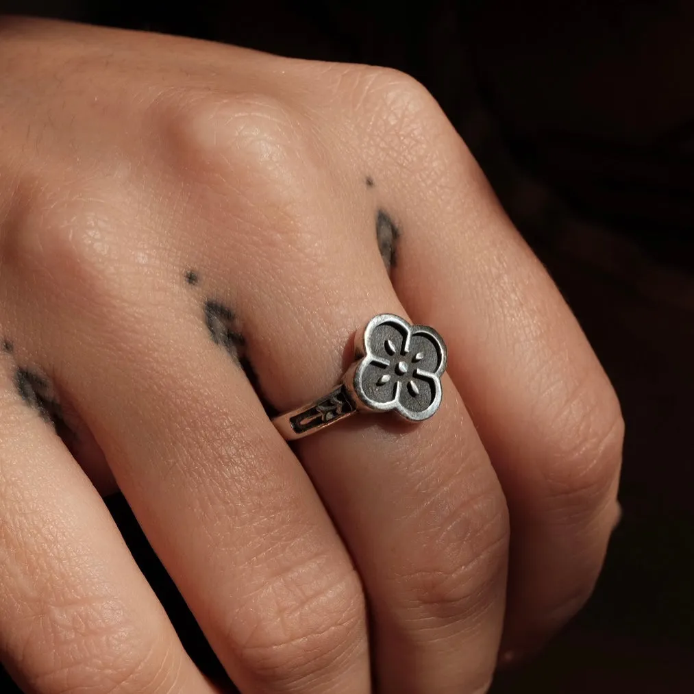 Cimelio Signet