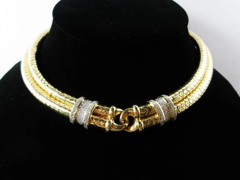 DIAMOND Accents Column Necklace with 18 Karat Yellow Gold