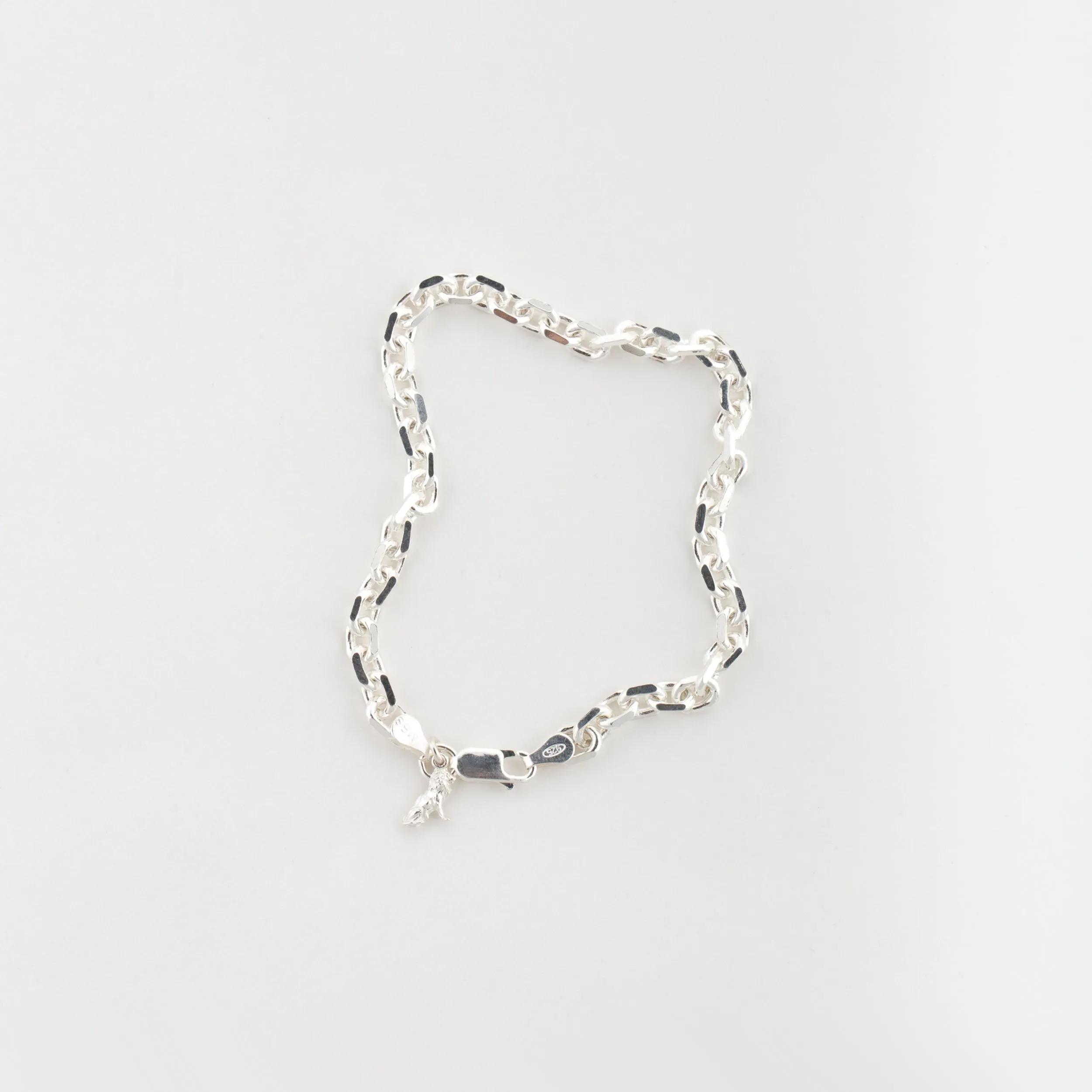 Diamond Cut Bracelet in Silver for her