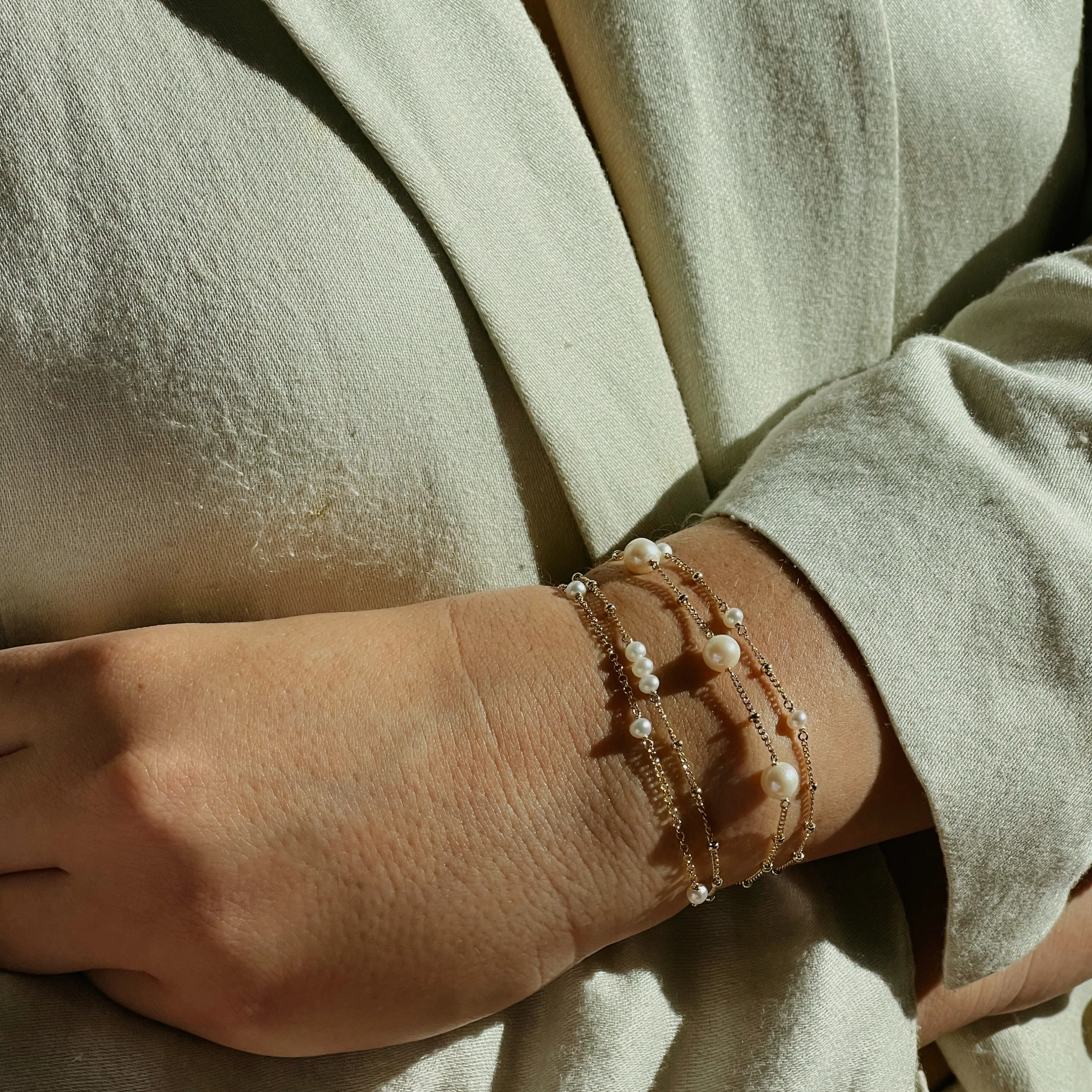 Three Pearl Bracelet with Beaded Chain
